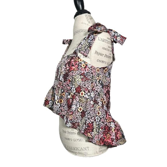 Moodie | Women | Floral Jacquard Tapestry Babydoll Crop Top | Medium - Picture 4 of 12